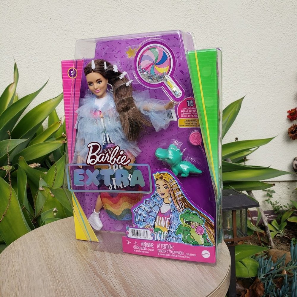 Barbie Doll Easter basket gift - Picture 2 of 16